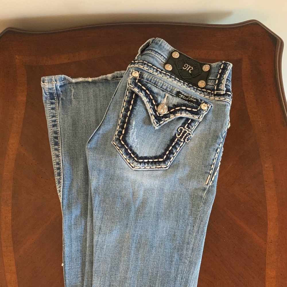 Miss Me jeans. 25